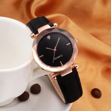 Elegant Women s  Contracted Leather Crystal Bracelet Wrist Watch Special Fashion Gift Jewelry Accessories32882821053