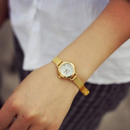 Special Casual Women's Quartz Analog Golden Mesh Strap Wrist Watch Fashion Gift Jewelry Accessories