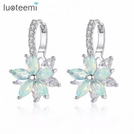 Cute Romantic Copper Cubic Zirconia Clear Stone Flower Shape Convenient Simple Stud Earrings Special Fashion Gift Jewelry Accessories