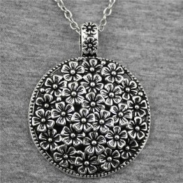 Bold Bohemian 2 Color Flower Pendant Necklace Special Fashion Gift Jewelry Accessories